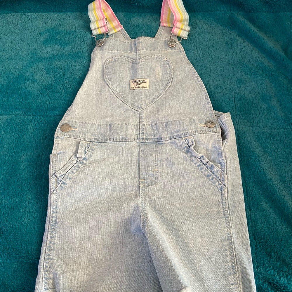 Overall shorts